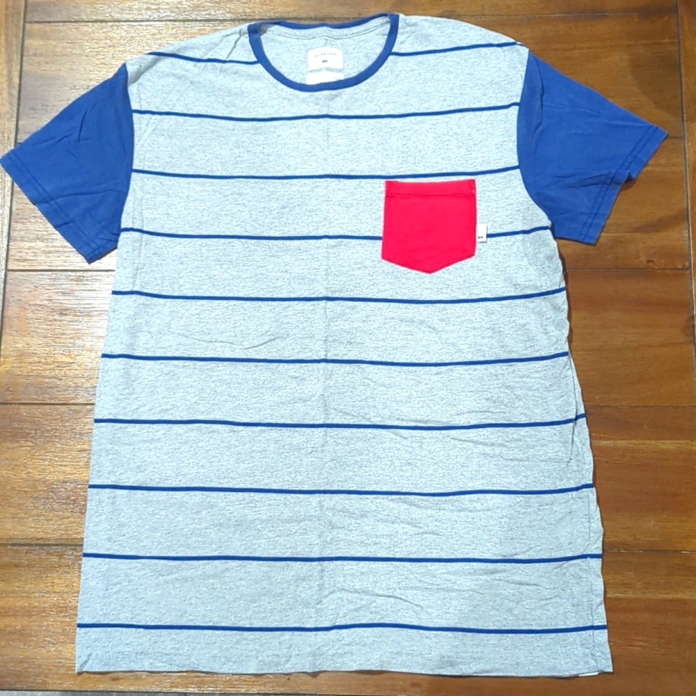 Quiksilver pocket t-shirt